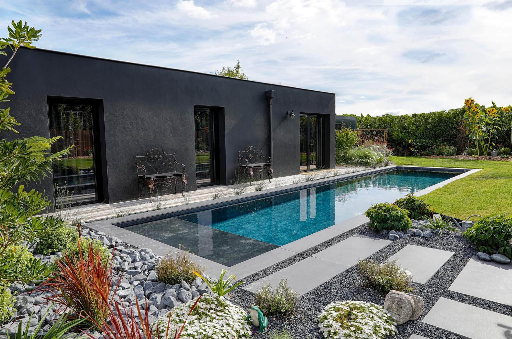 pisciniste-constructeur-piscine-hydramat-vannes-st brieuc-languidic-lorient-morbihan-projecteur-mini